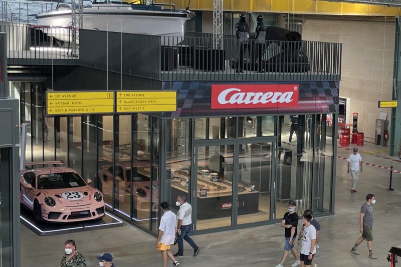 Motorworld_Muenchen_Indoor_carrera